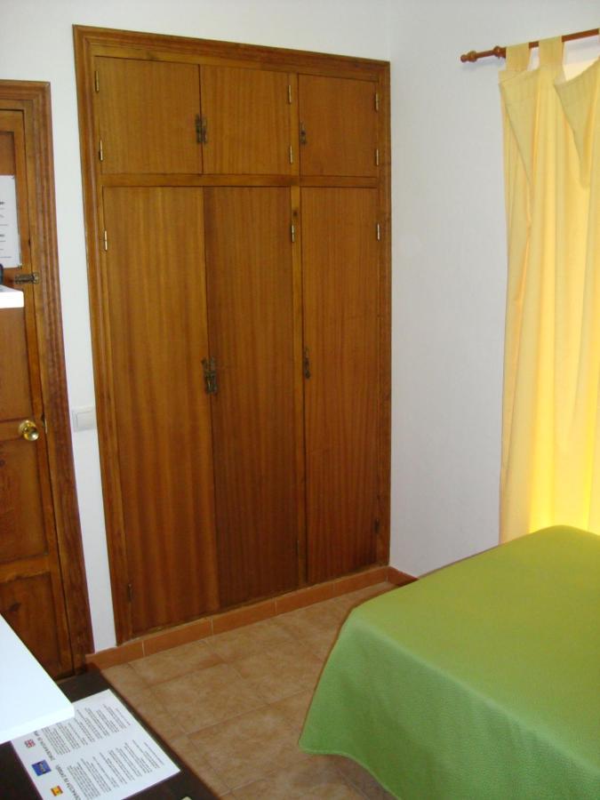 Hostal Duran 알로라 외부 사진