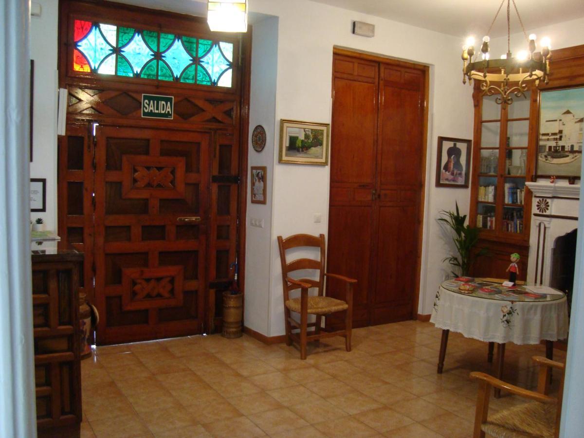 Hostal Duran 알로라 외부 사진